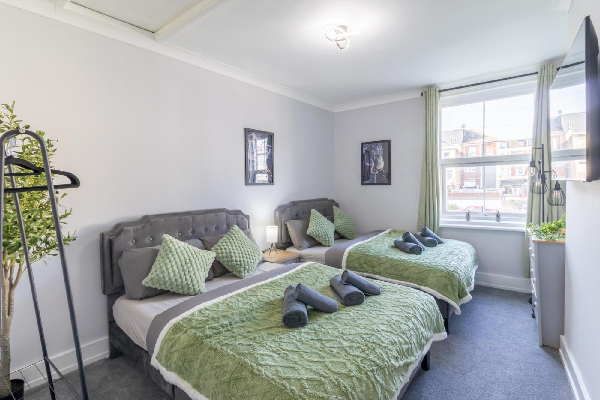 Open Mind Property - Apartment With 2 Double Beds Portsmouth Exterior foto